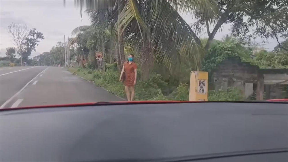 站街眼镜熟女 (1).jpg